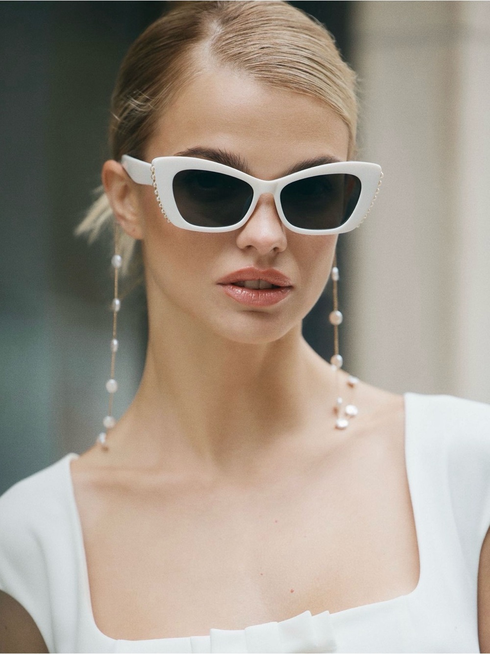 Anthropologie Fifth & Ninth Pearl trim bridal sunglasses. NWT. Bridal